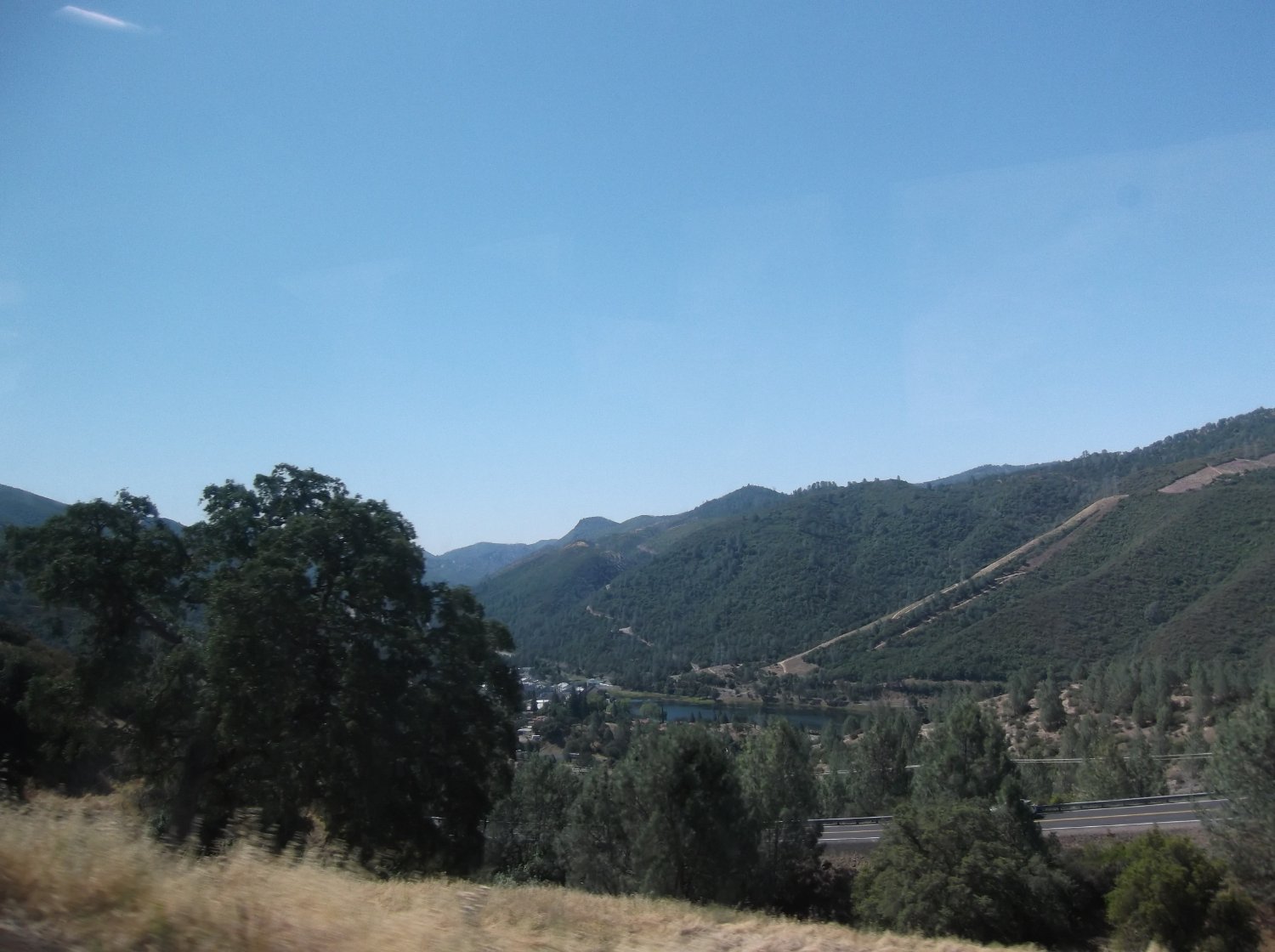 Solve Somewhere in the Sierra Nevada mountains jigsaw puzzle online