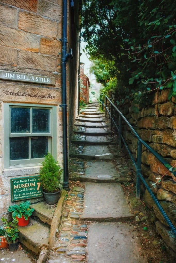 Solve Steep hill, Robin Hood's Bay, North Yorkshire, UK #2 jigsaw ...