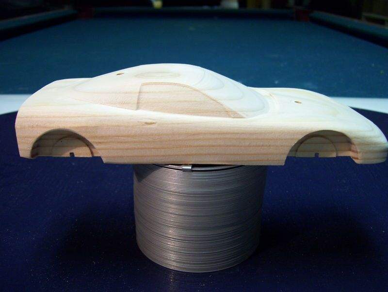 Solve Pinewood Derby Corvette C5 jigsaw puzzle online with 48 pieces