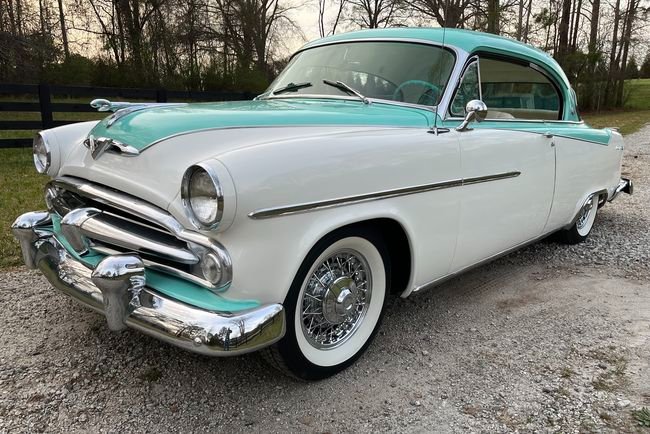 Solve 1954 Dodge Royal jigsaw puzzle online with 70 pieces Solve 1954 Dodge Royal jigsaw puzzle online with 70 pieces
