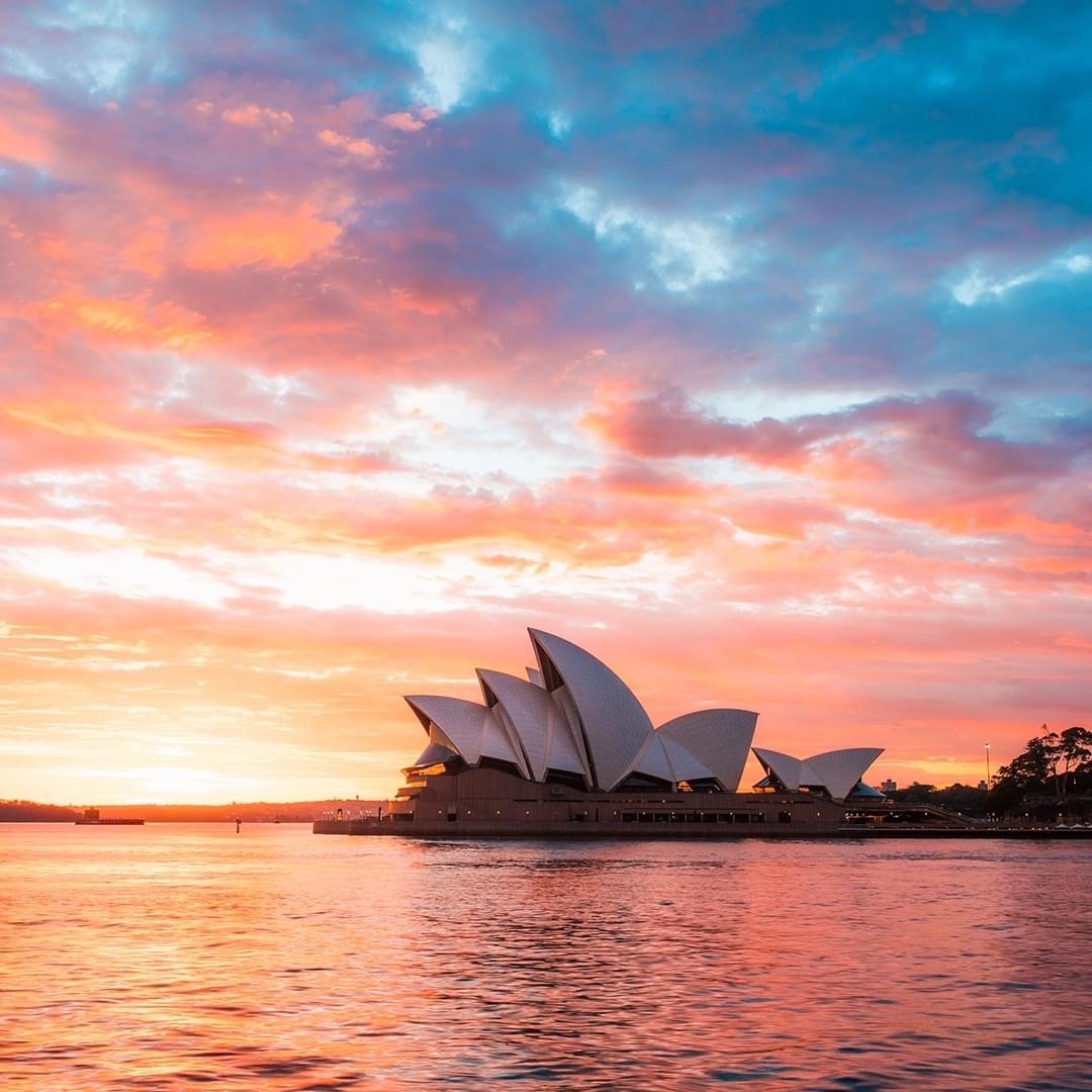 Puzzle 196 dílků Sunrise over the Sydney Opera House Jigidi