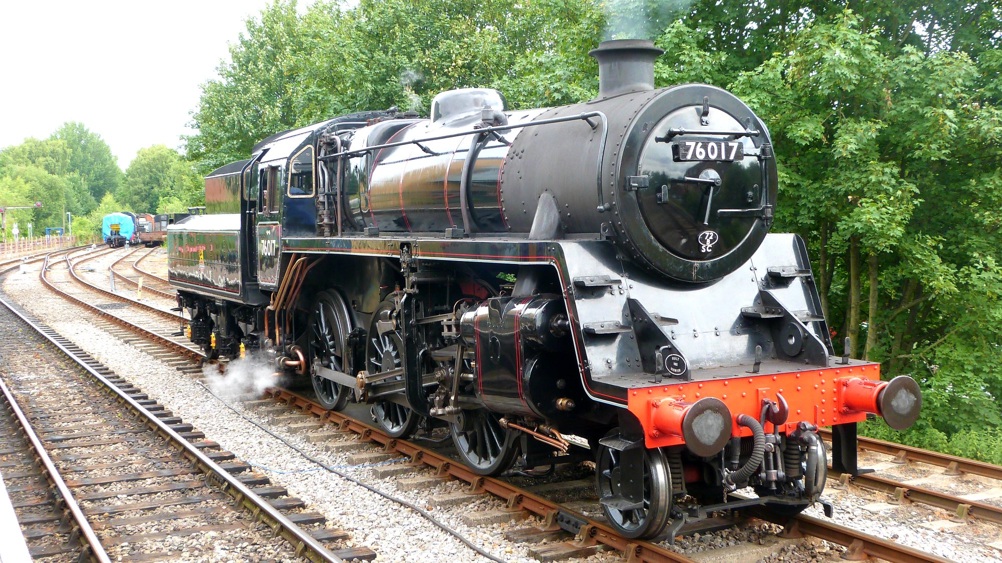 Solve BR Standard Class 4MT 2-6-0 76017. jigsaw puzzle online with 170 ...