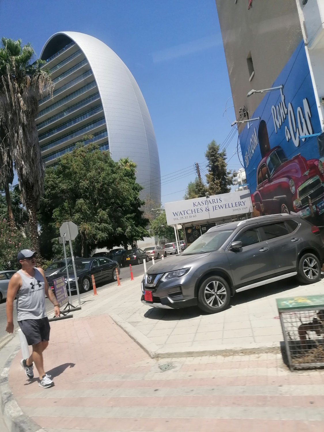 Solve Limassol,Cyprus jigsaw puzzle online with 252 pieces