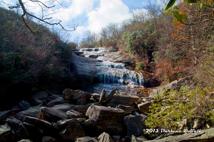 Solve 131030 Blue Ridge Parkway 9318 jigsaw puzzle online with 96 pieces