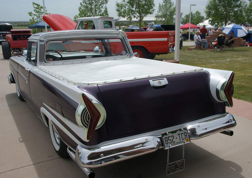 Solve 1957 Ford Ranchero with '58 Edsel station wagon tail lights ...