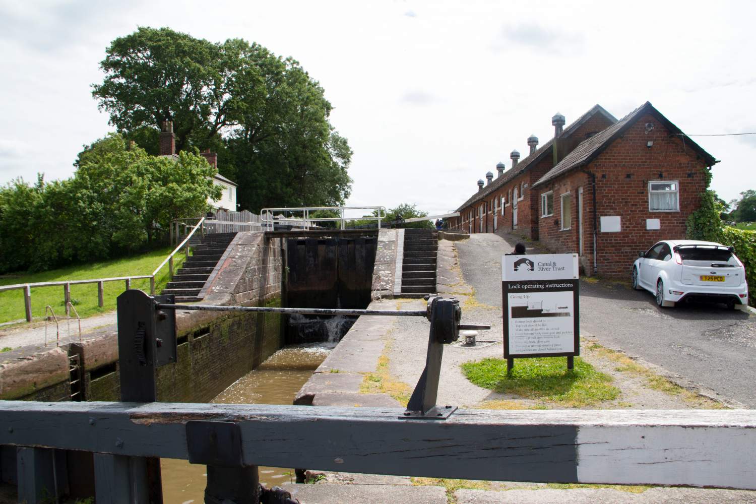 Solve shropshire union canal 15062015 bunbury staircase locks 06