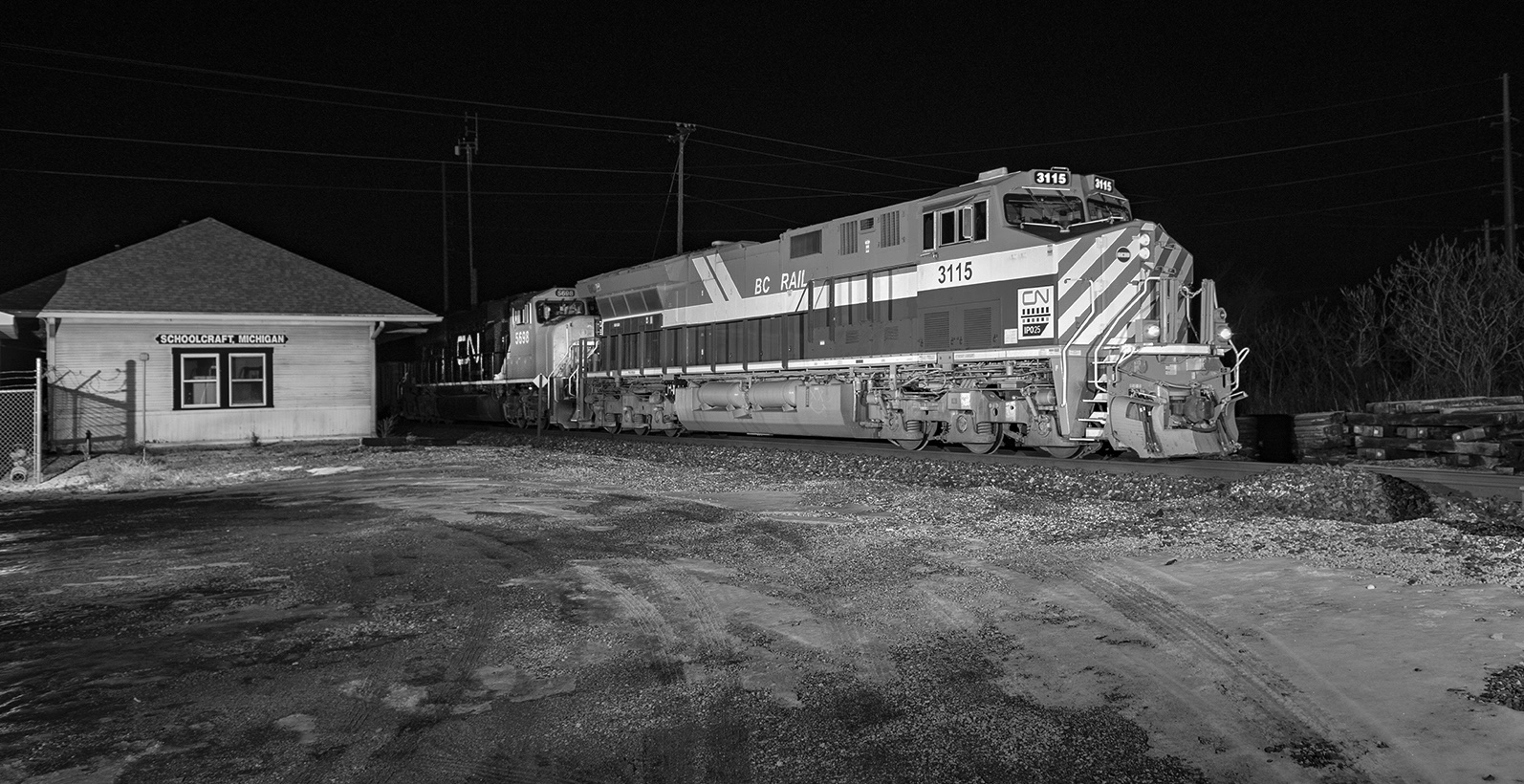 Solve CN #3115 west at Schoolcraft, MI. Jan. 15, 2021 my version of a O  Winston Link image jigsaw puzzle online with 162 pieces