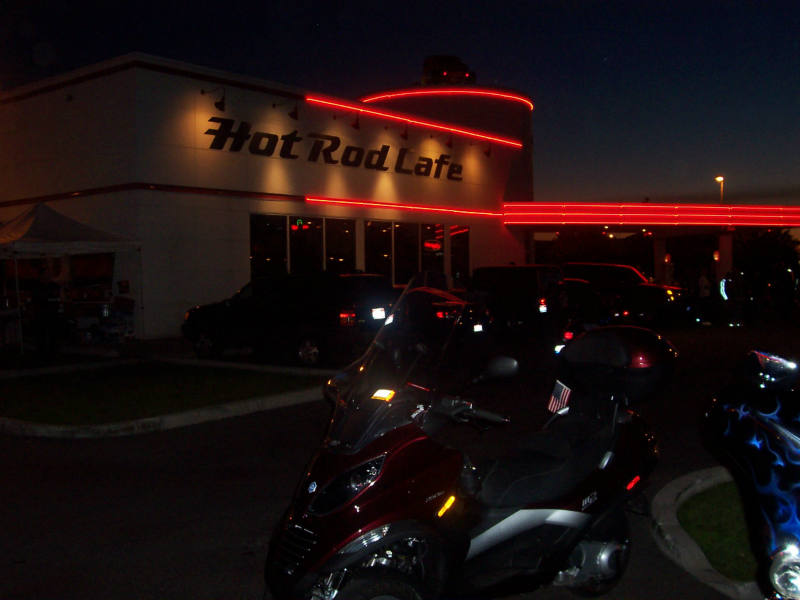 Solve Hot Rod CafePost Falls, Idaho jigsaw puzzle online with 12 pieces