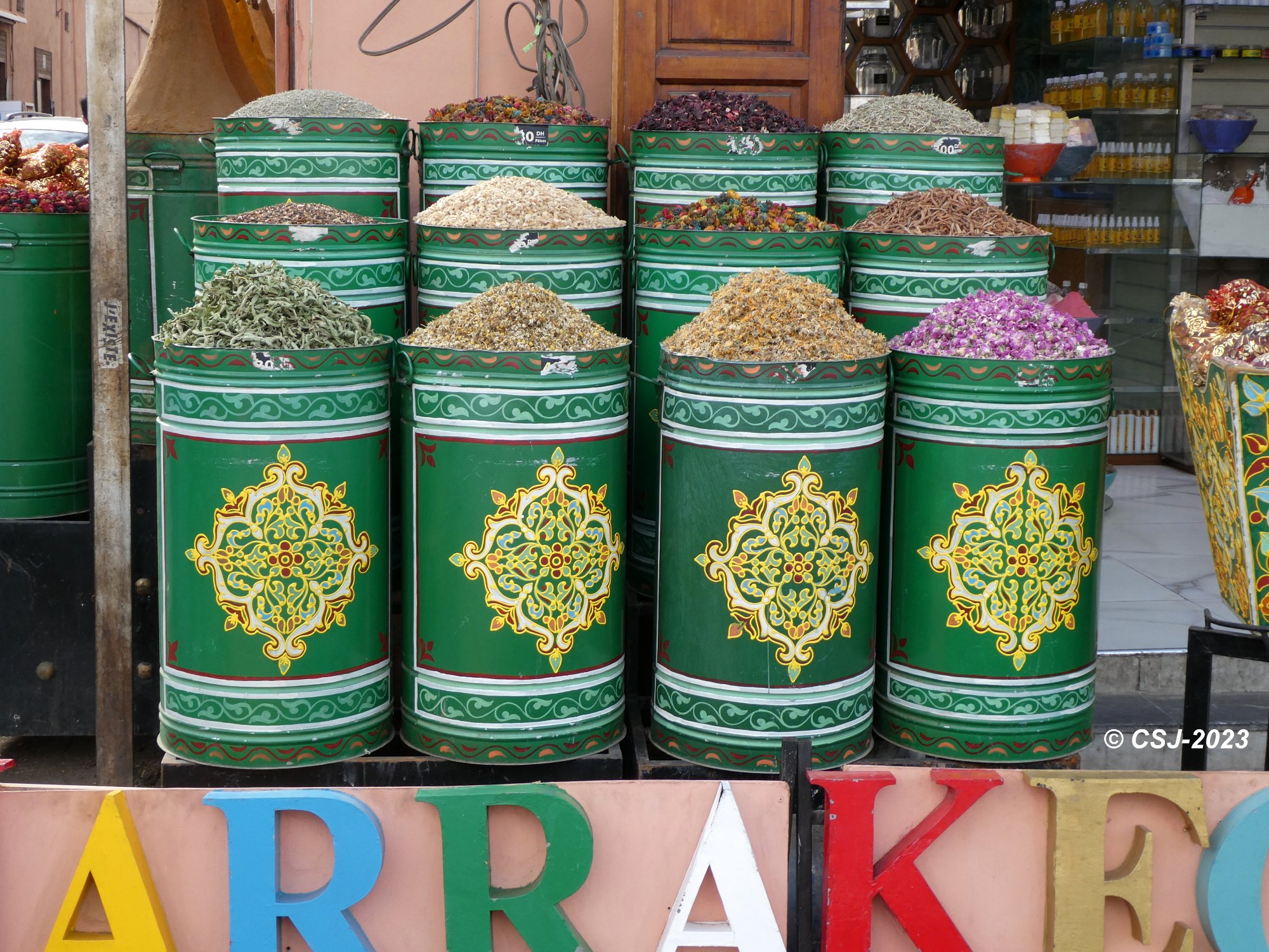 Solve MOROCCO - Marrakech - Colours in the Streets and the Souks