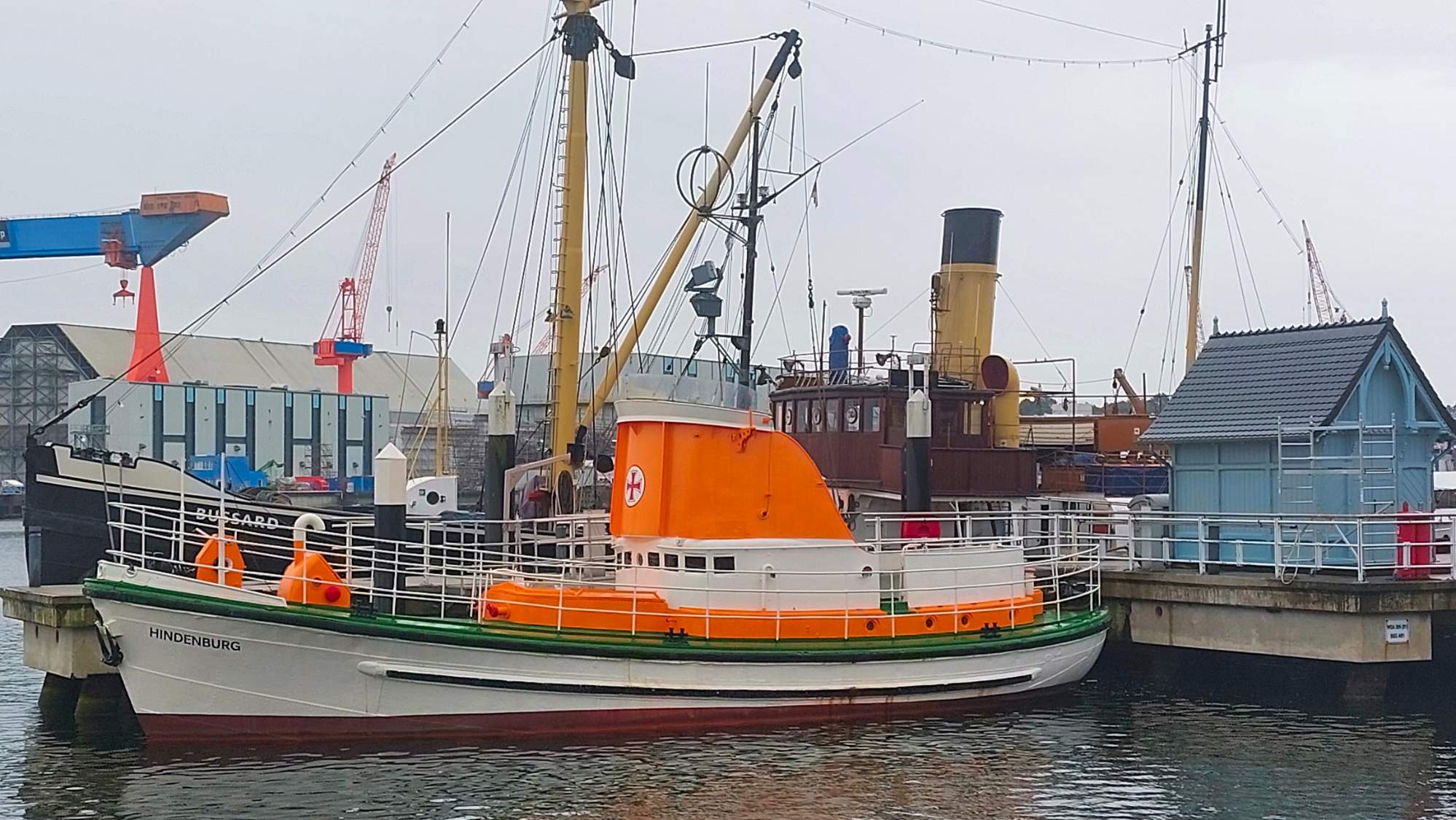 ヒンデルブルク　SP Solve Rescue Cruiser 