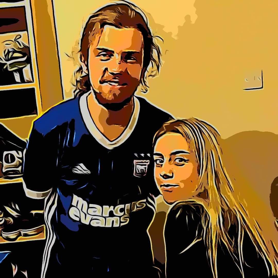 solve-throw-back-to-when-they-were-teenagers-jigsaw-puzzle-online-with