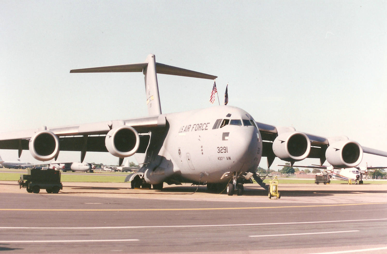 Solve Boeing C22 jigsaw puzzle online with 294 pieces