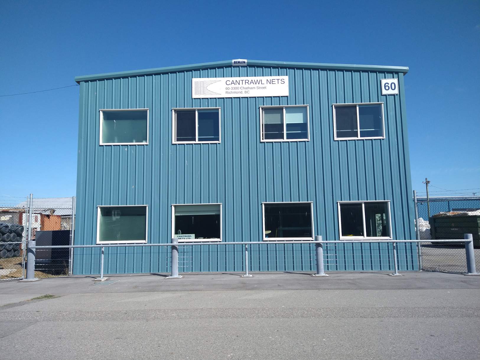 Solve Building in Steveston jigsaw puzzle online with 130 pieces