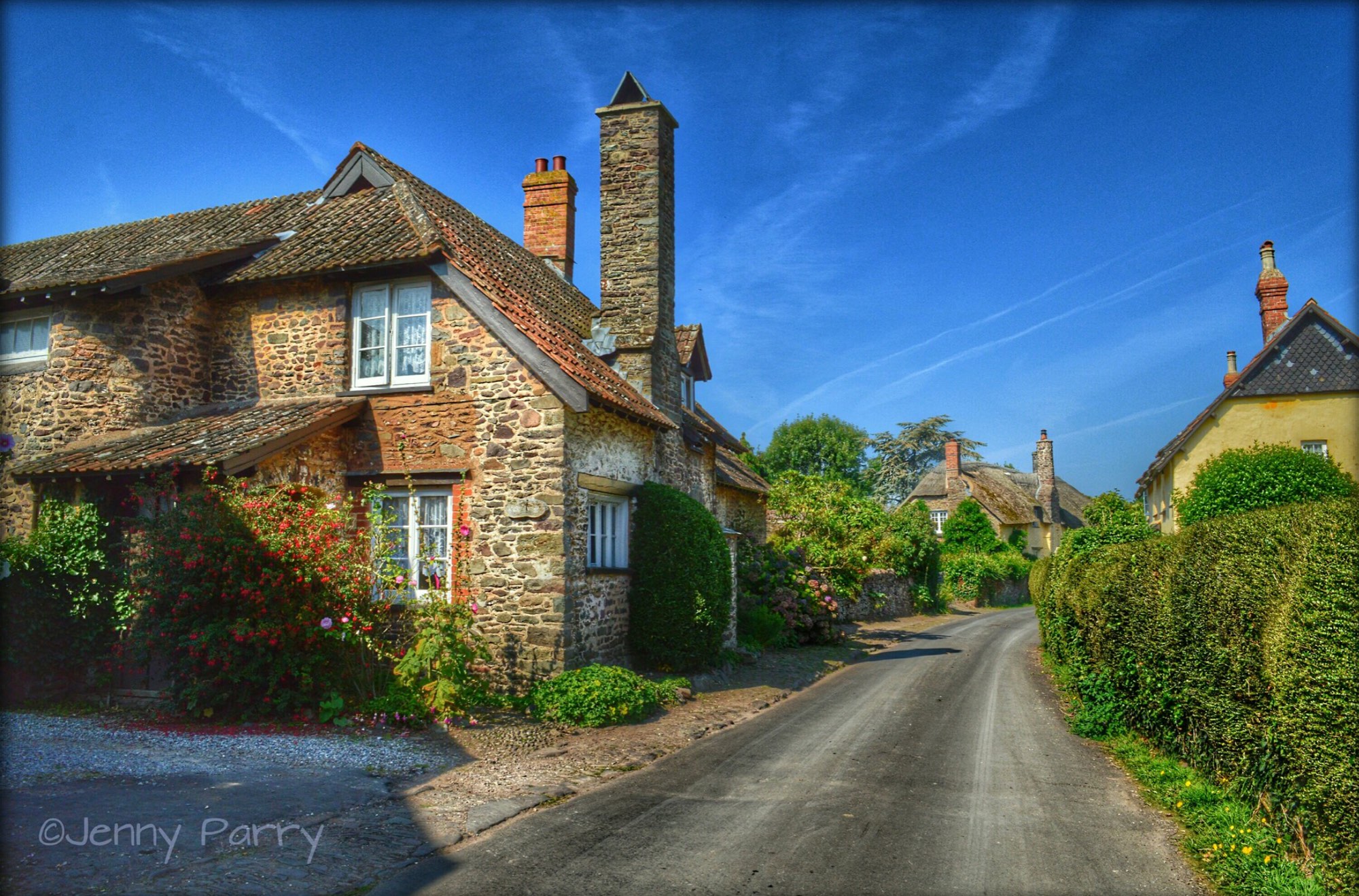 Solve Dunster. Somerset. UK. jigsaw puzzle online with 600 pieces