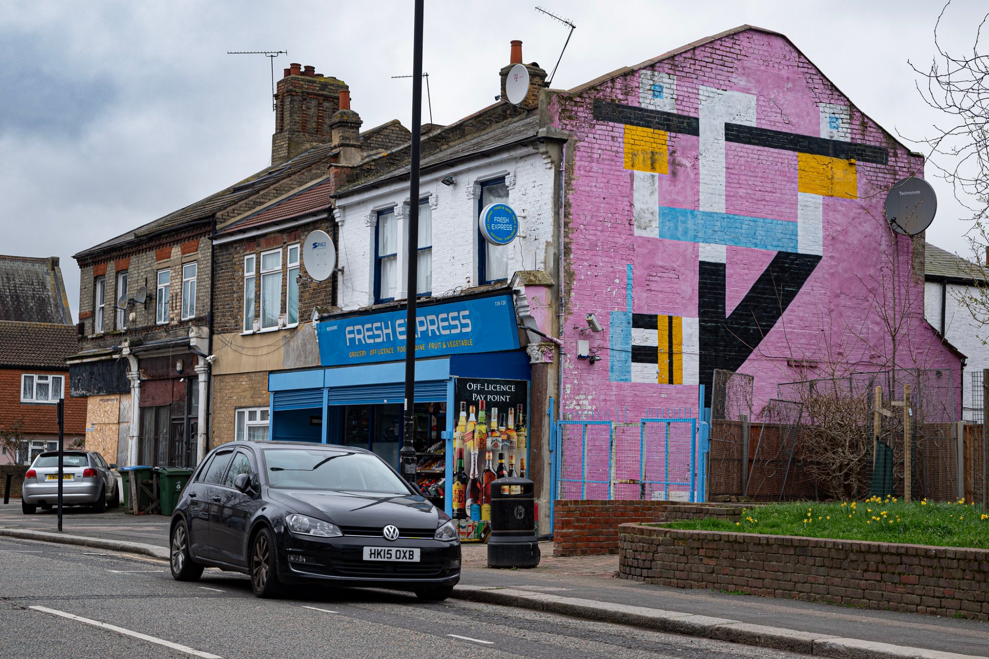 Solve Waltham Forest, England jigsaw puzzle online with 600 pieces