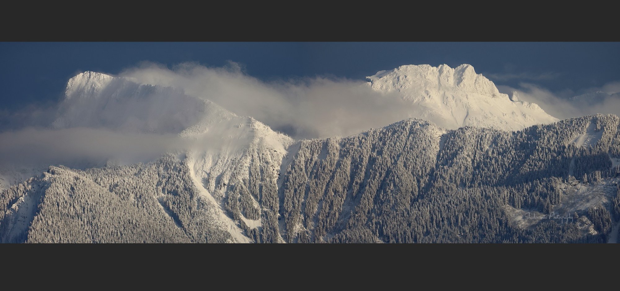 Solve Alberta jigsaw puzzle online with 72 pieces