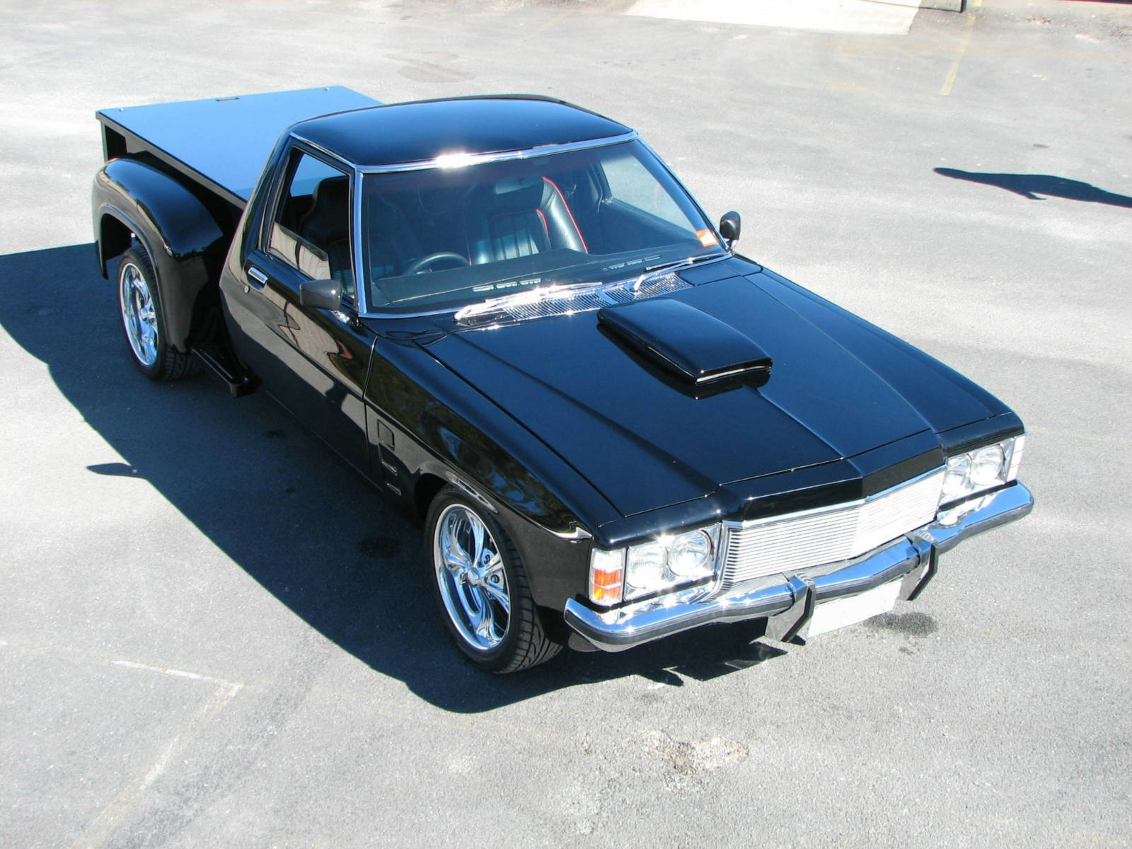 Solve Custom cool Holden one tonner_01 jigsaw puzzle online with 540 pieces