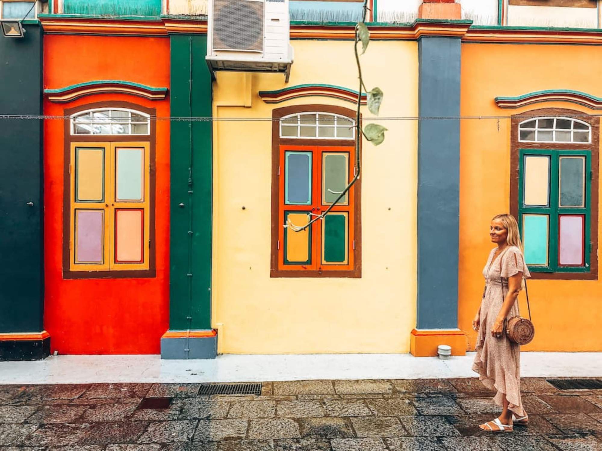 Solve Singapur jigsaw puzzle online with 192 pieces