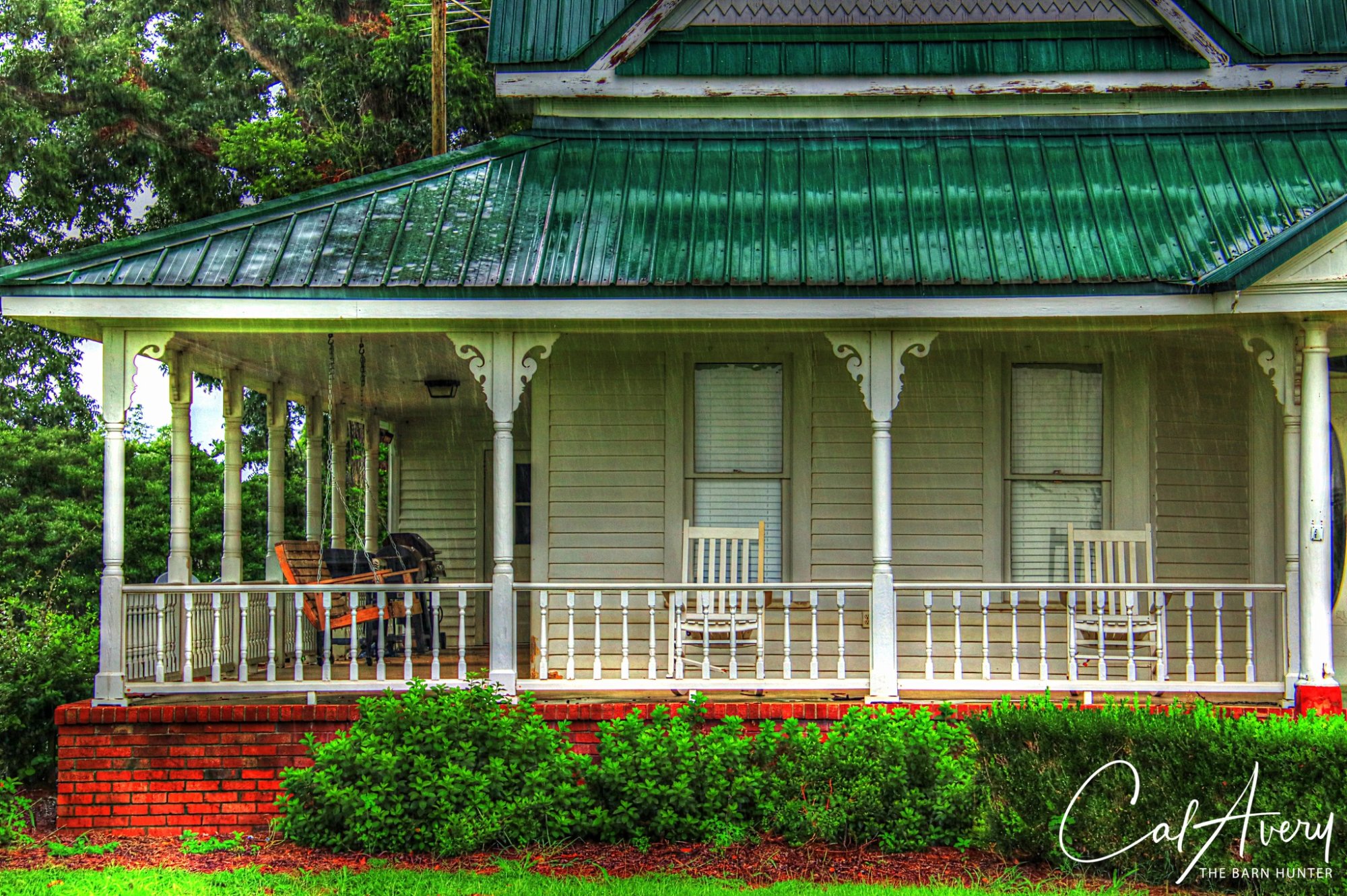 Solve Porch jigsaw puzzle online with 600 pieces
