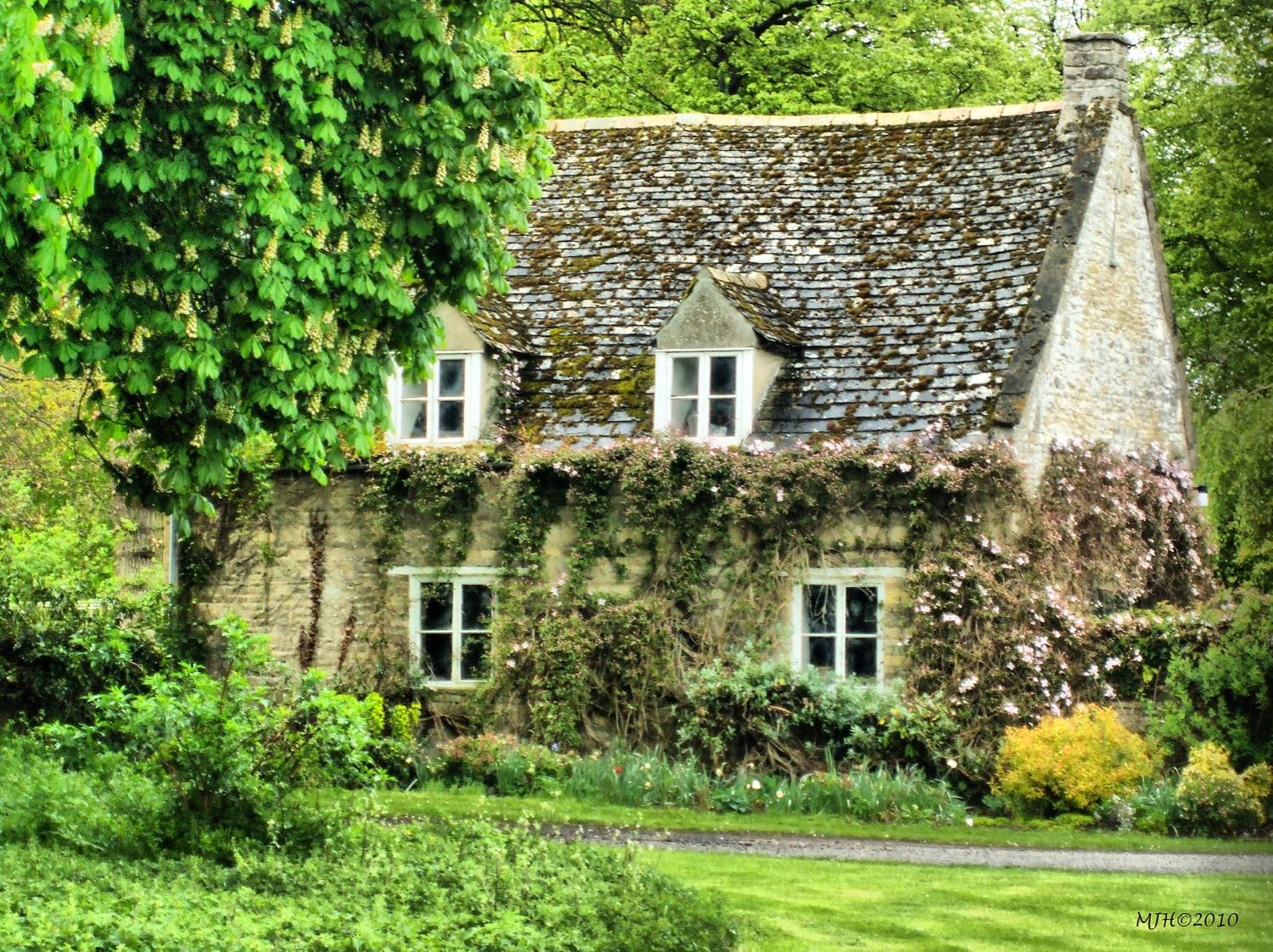 Solve Elton Cottage. St. Botolph Green. Peterborough. Cambridgeshire