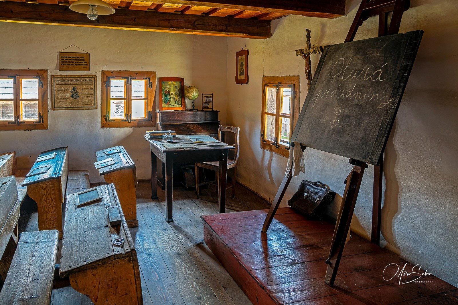 Solve Stara Skola Old School Jigsaw Puzzle Online With 40 Pieces solve-stara-skola-old-school-jigsaw-puzzle-online-with-40-pieces