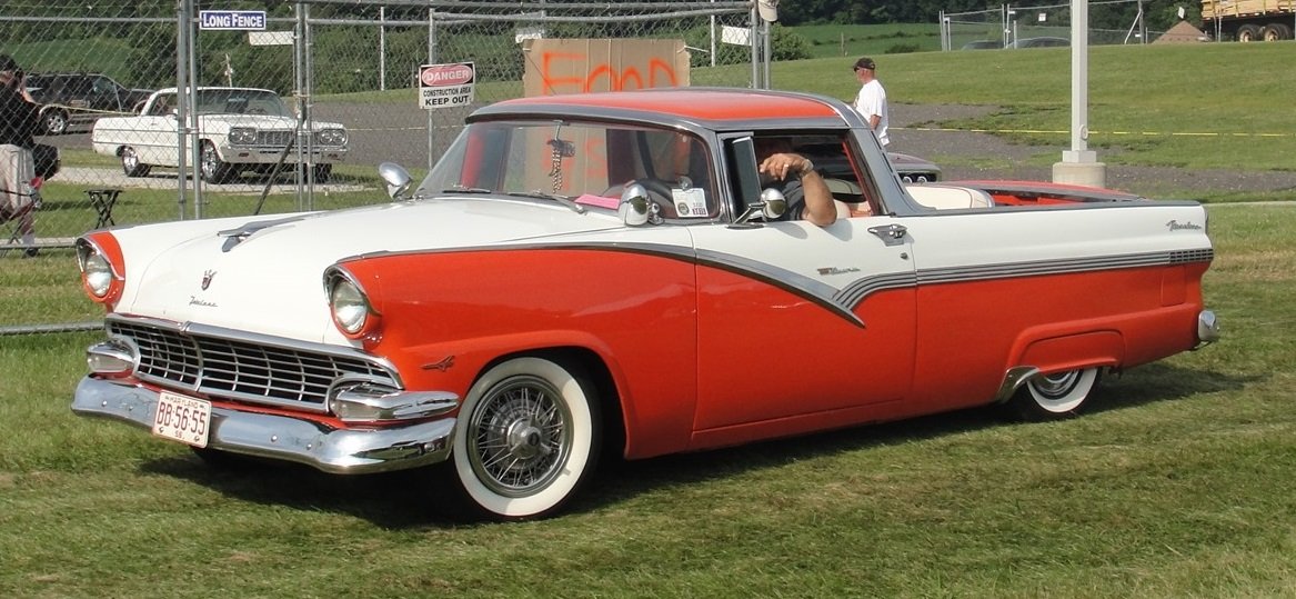 Solve 1956 Ford Crown Victoria Ranchero front left side jigsaw puzzle ...