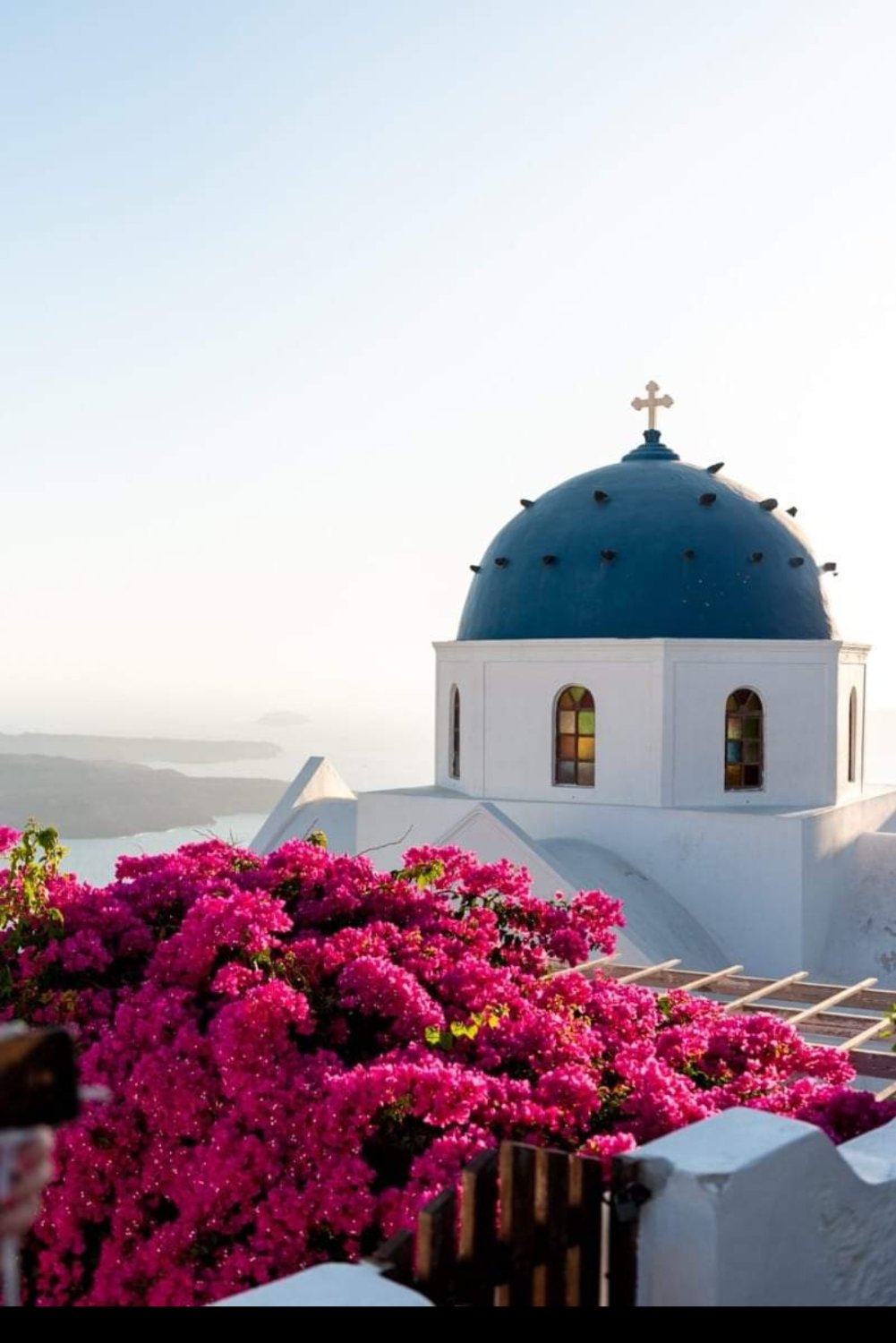 Solve Santorini jigsaw puzzle online with 216 pieces