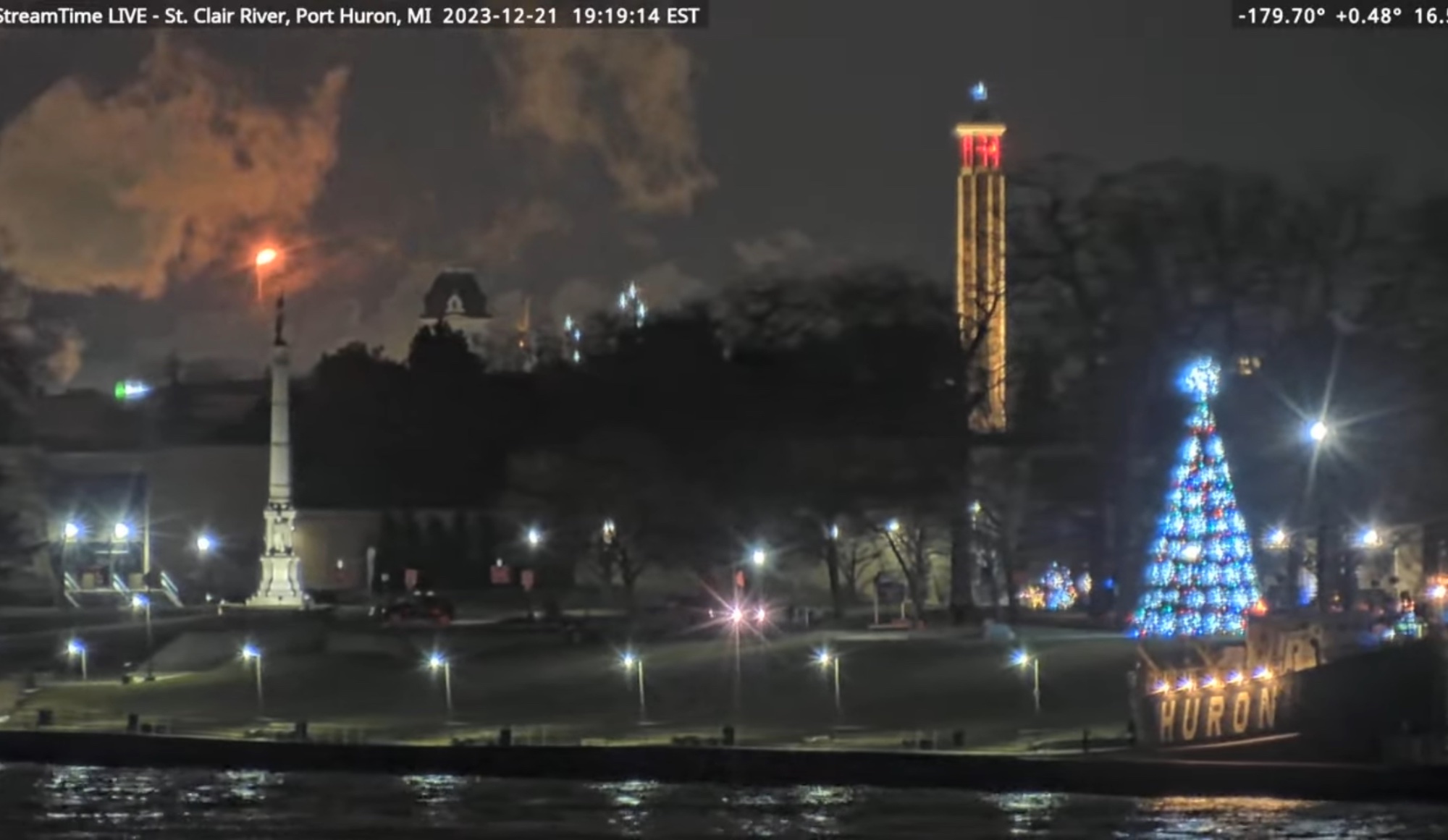 Solve Christmas lights, Port Huron, December 21, 2023 jigsaw puzzle