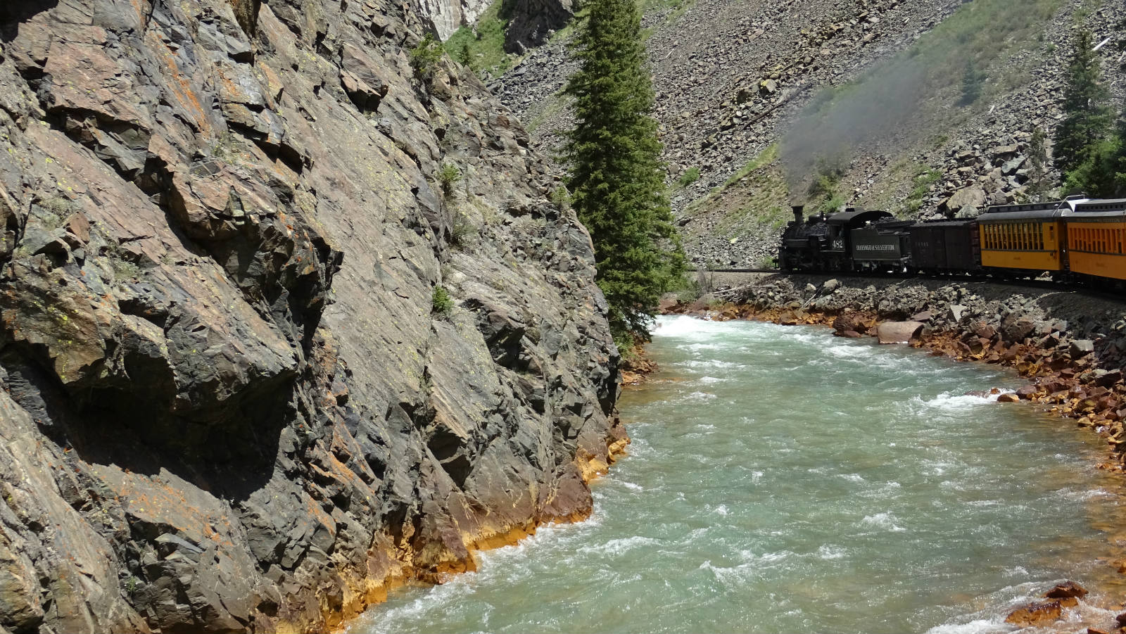 Solve DurangoSilverton, Colorado jigsaw puzzle online with 220 pieces