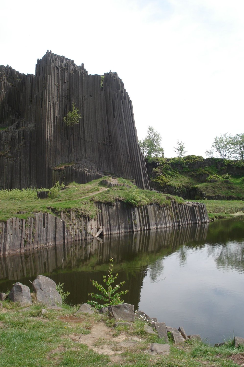 Solve 415 jigsaw puzzle online with 600 pieces