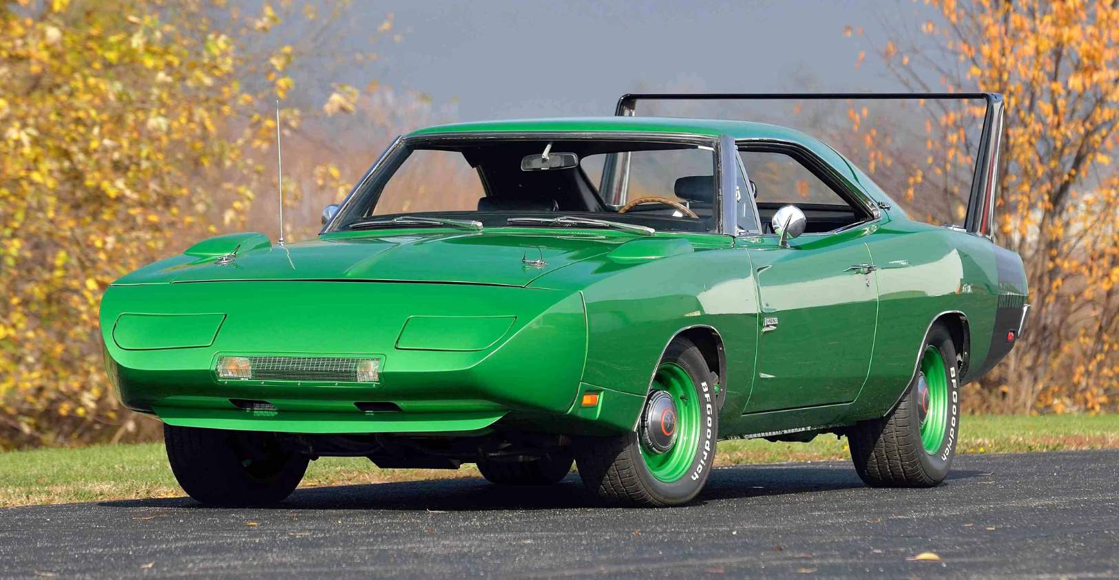 Solve 1969 Dodge Charger Daytona jigsaw puzzle online with 91 pieces Solve 1969 Dodge Charger Daytona jigsaw puzzle online with 91 pieces