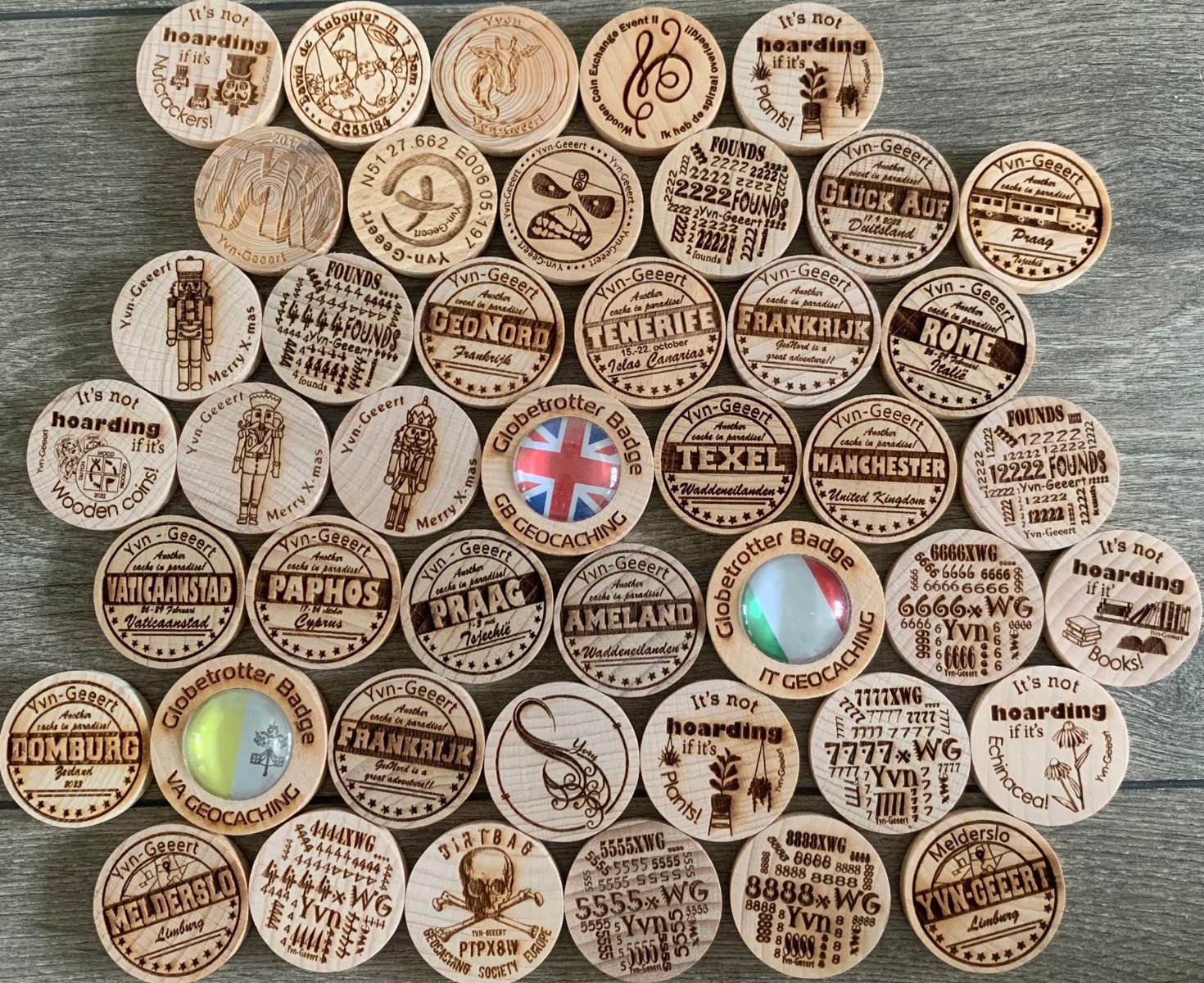 Solve Woodies jigsaw puzzle online with 48 pieces