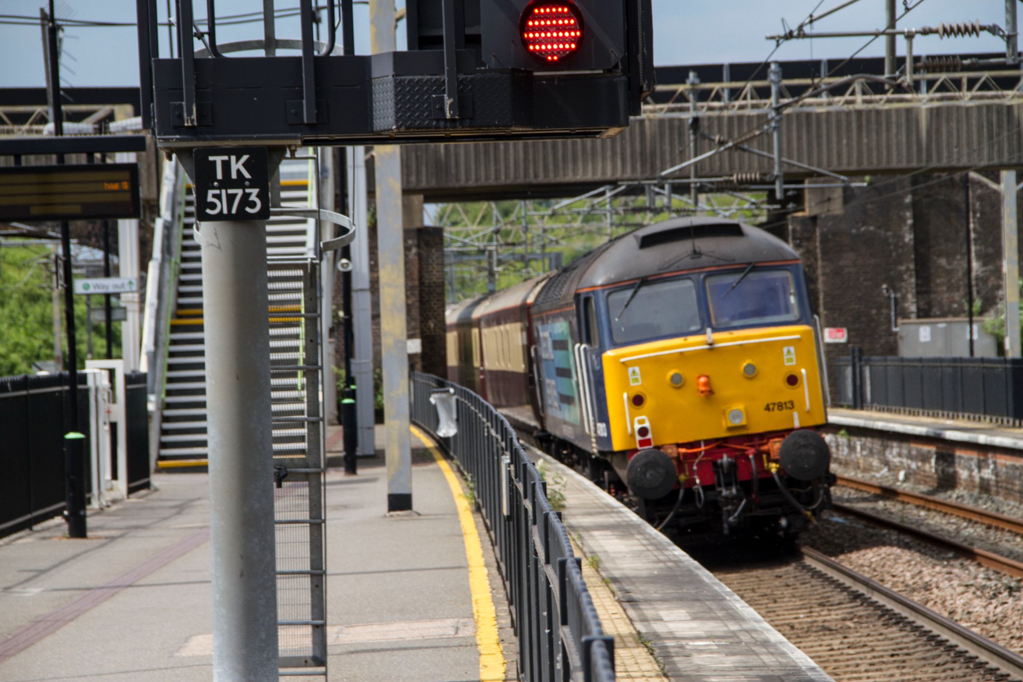 Solve tring 26-06-2015 station 47813 tailing northern belle 01 jigsaw ...