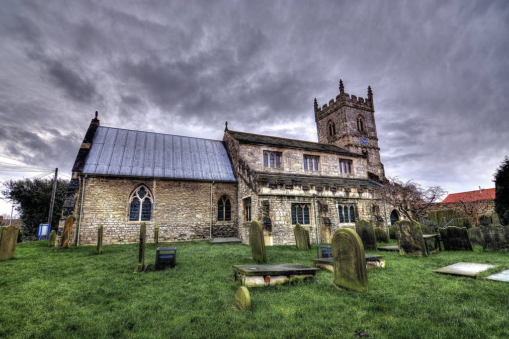 Solve St Wilfrids, Monk Fryston jigsaw puzzle online with 187 pieces
