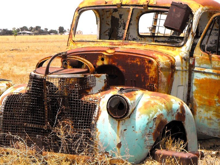 Solve DEFINITION OF OLD 4 OF 4 jigsaw puzzle online with 12 pieces