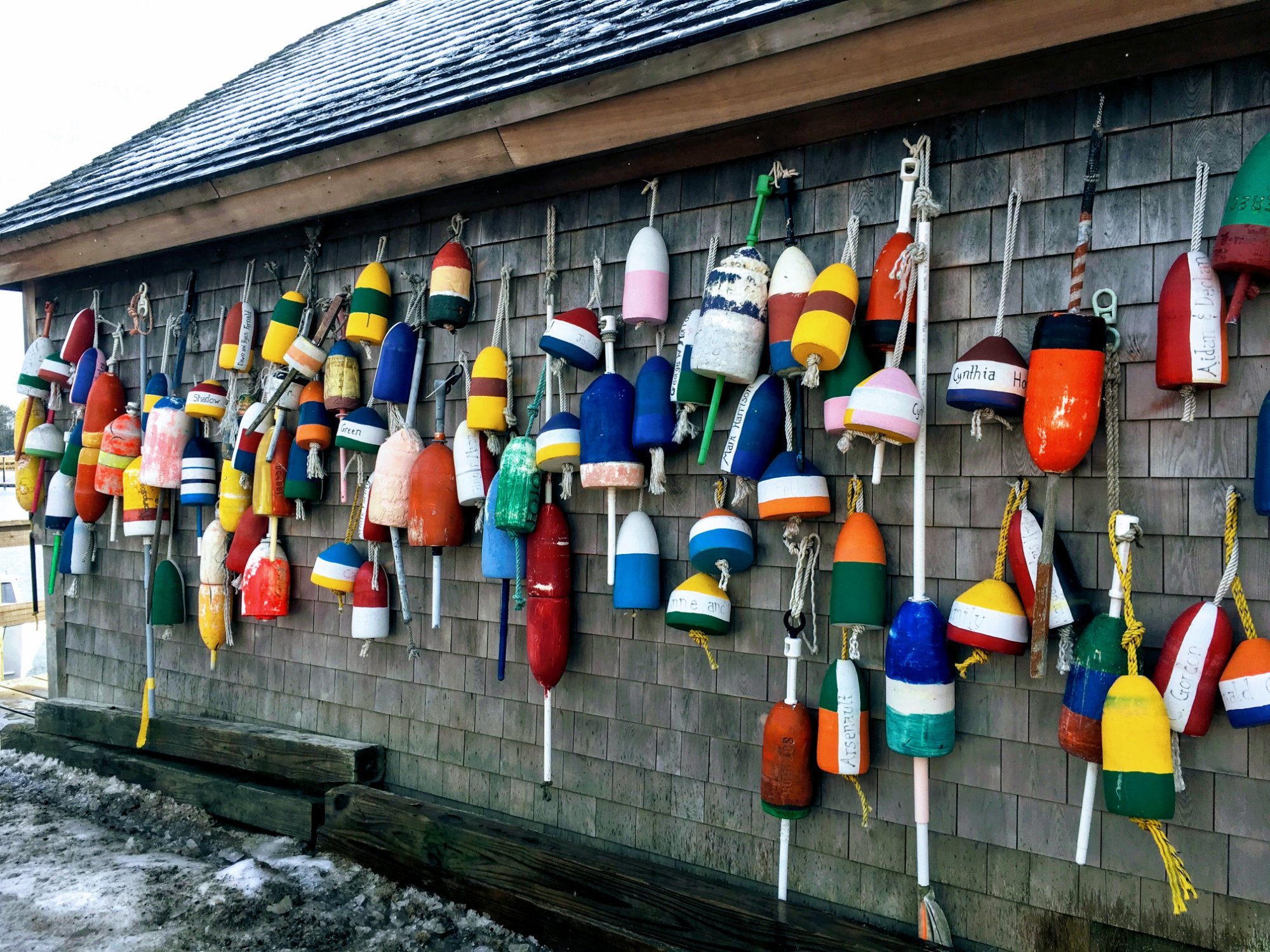 Solve Classic Maine jigsaw puzzle online with 108 pieces