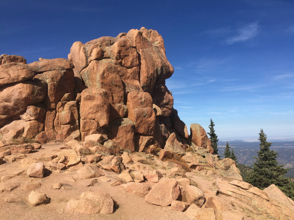 Solve Pikes_Peak_Rocks jigsaw puzzle online with 108 pieces