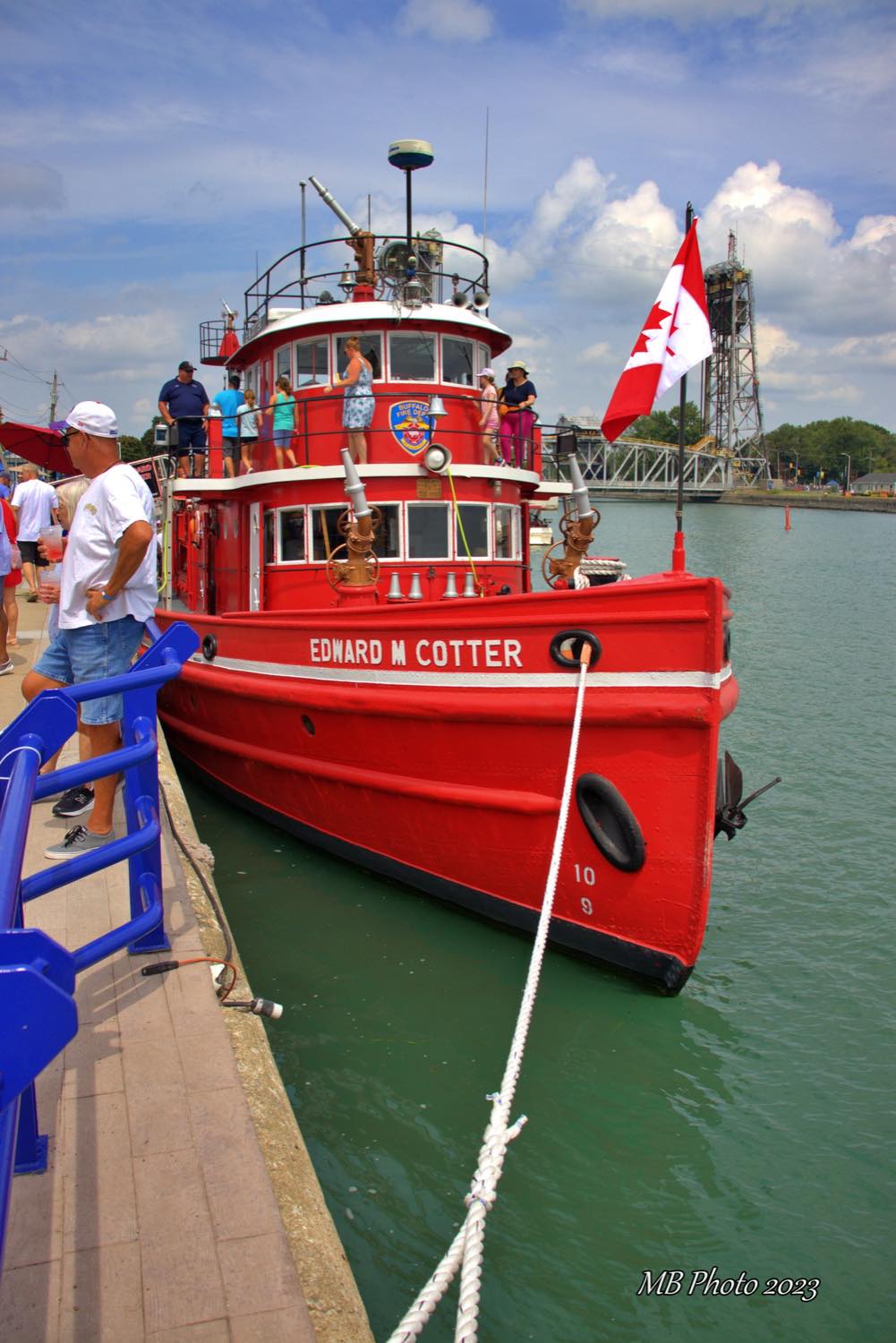 Solve Buffalo NY Fireboat Edward M. Cotter jigsaw puzzle online with