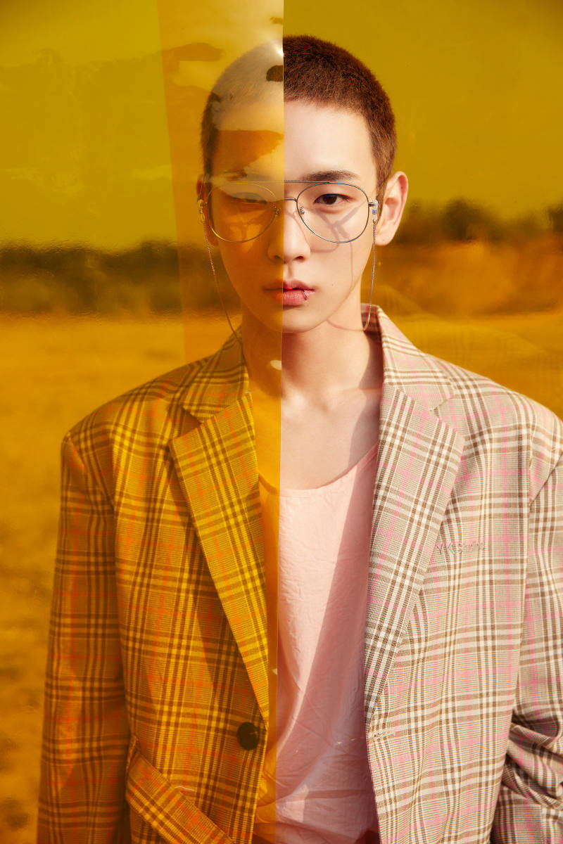 Key Compact Form Solve SHINee Key The Story of Light jigsaw puzzle online with 150 pieces