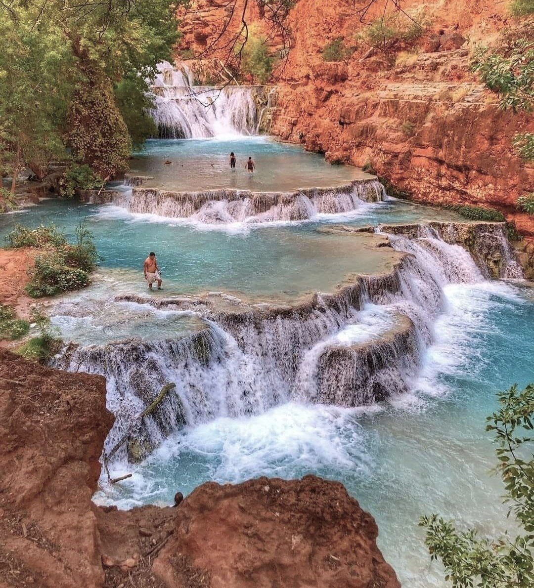 Solve Beaver Falls, Arizona jigsaw puzzle online with 30 pieces