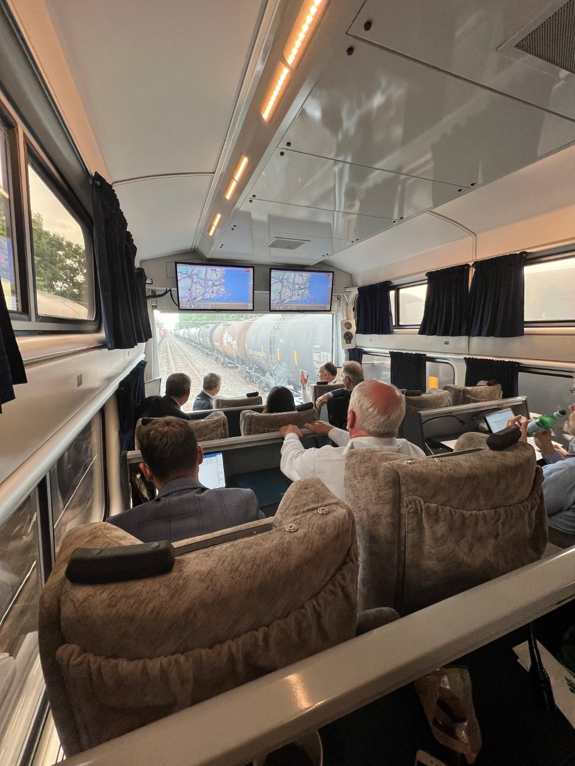 Solve 10004 American View Amtrak theater car inside jigsaw puzzle ...