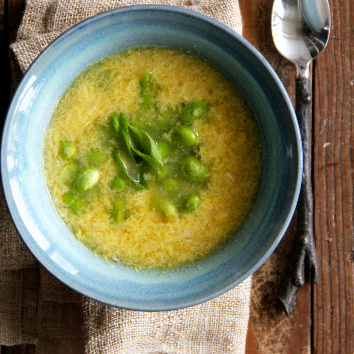 Solve Edamame and Egg Drop Soup jigsaw puzzle online with 400 pieces