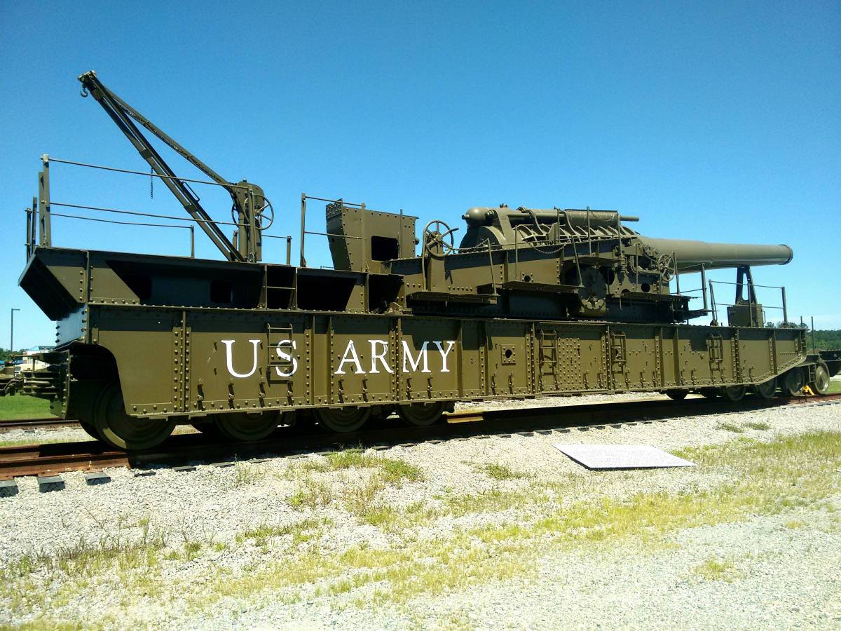 12 Inch Train Solve US Army 12 inch rail gun jigsaw puzzle online with 80 pieces
