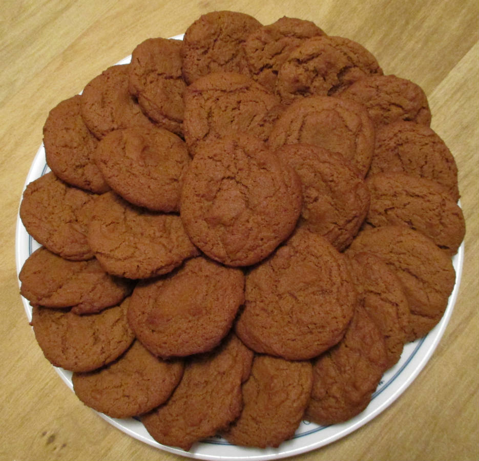 Solve Molasses cookies jigsaw puzzle online with 36 pieces
