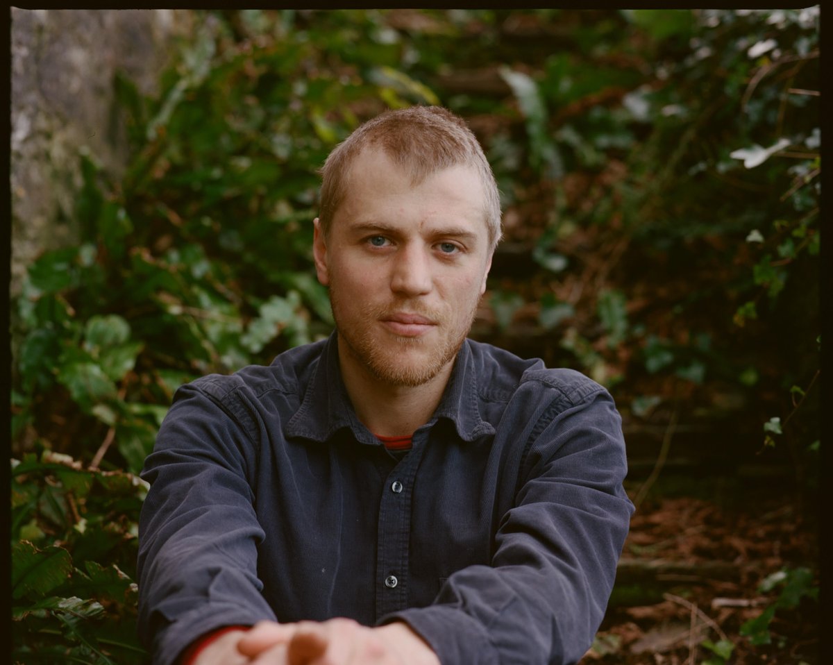 Solve Johnny Flynn Cantante y actor jigsaw puzzle online with 238 pieces