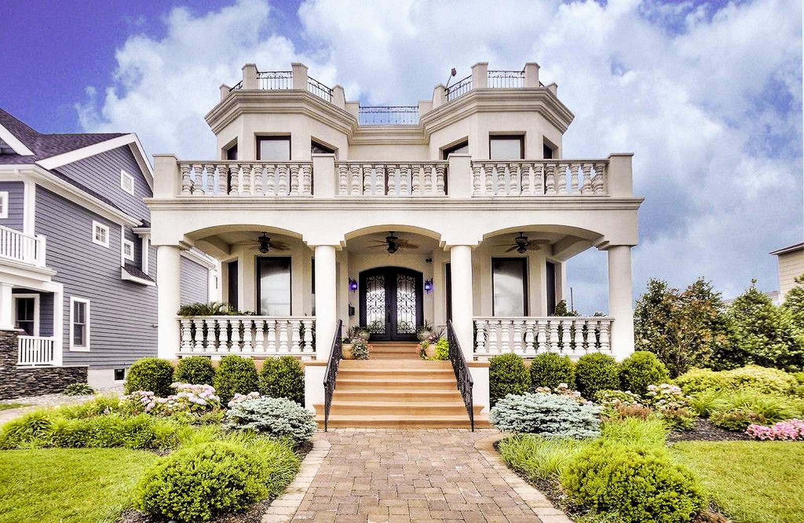 Solve Belmar, New Jersey jigsaw puzzle online with 247 pieces