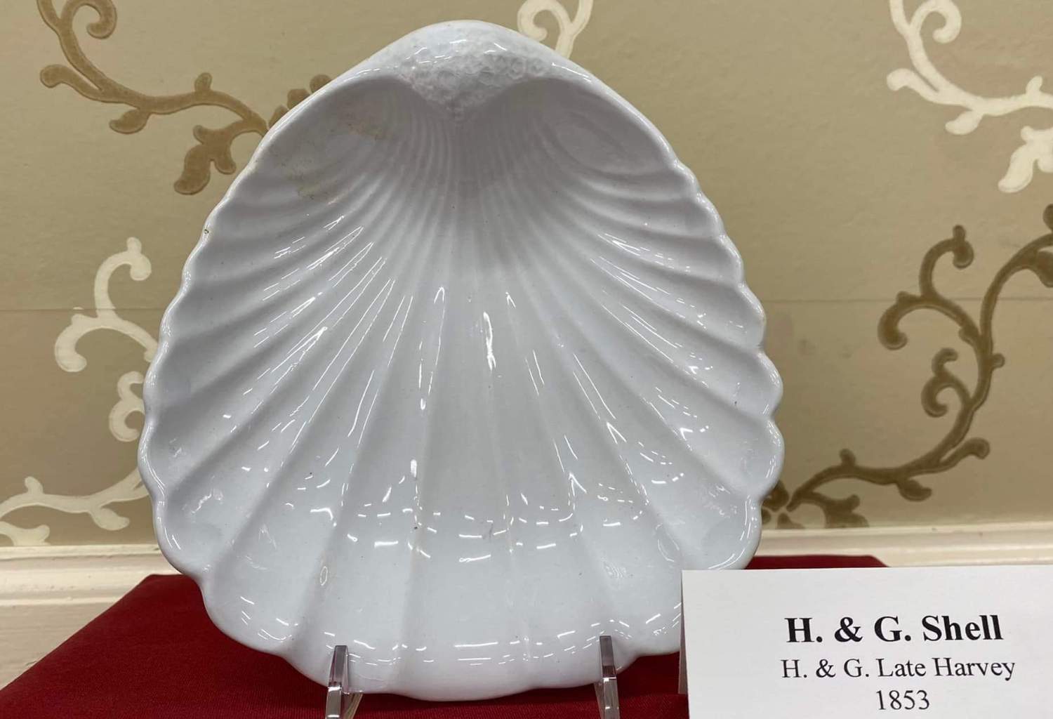 Solve White Ironstone China relish aka pickle dish jigsaw puzzle online