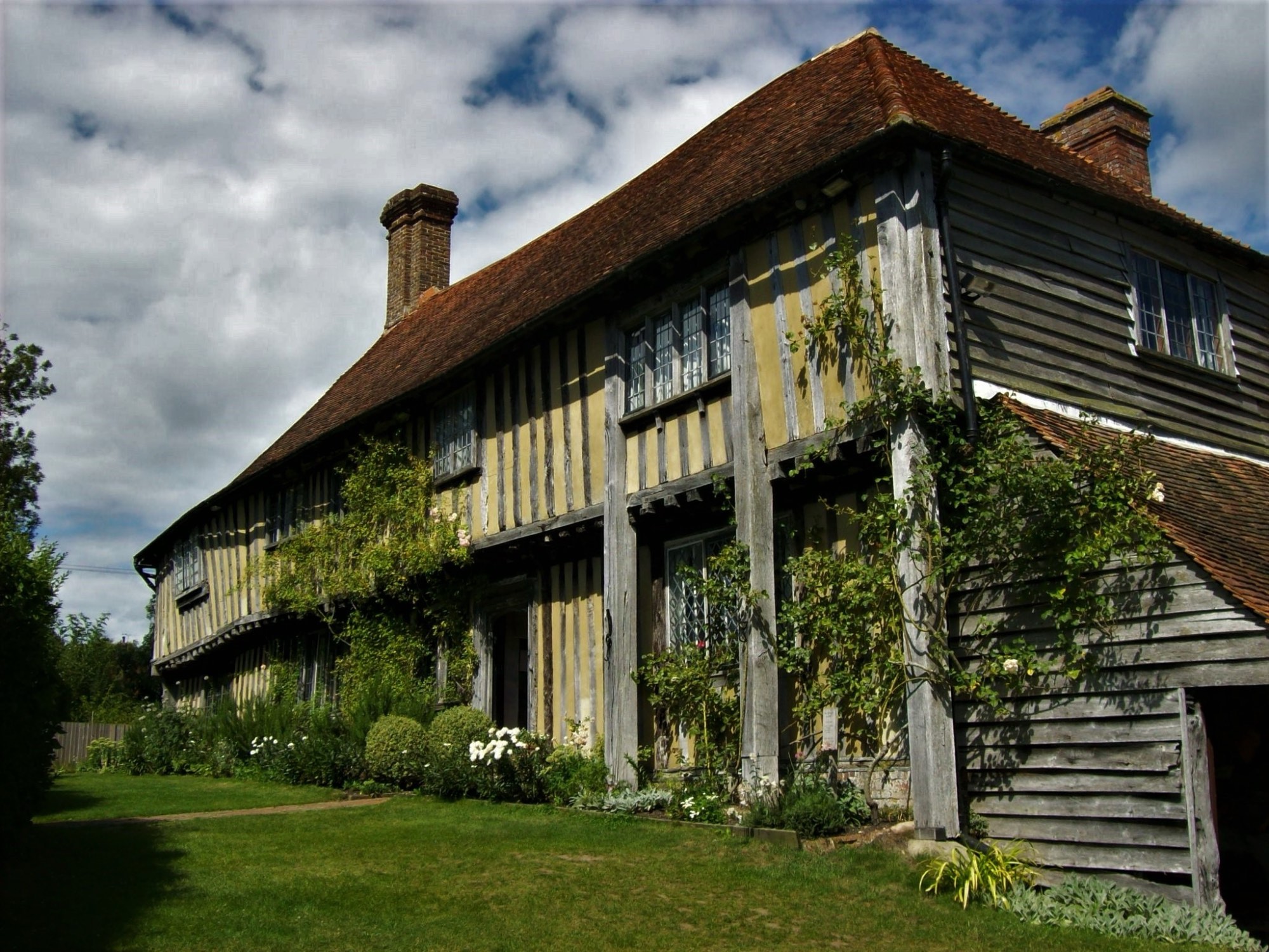 Solve Smallhythe Place!!, Kent!! jigsaw puzzle online with 594 pieces