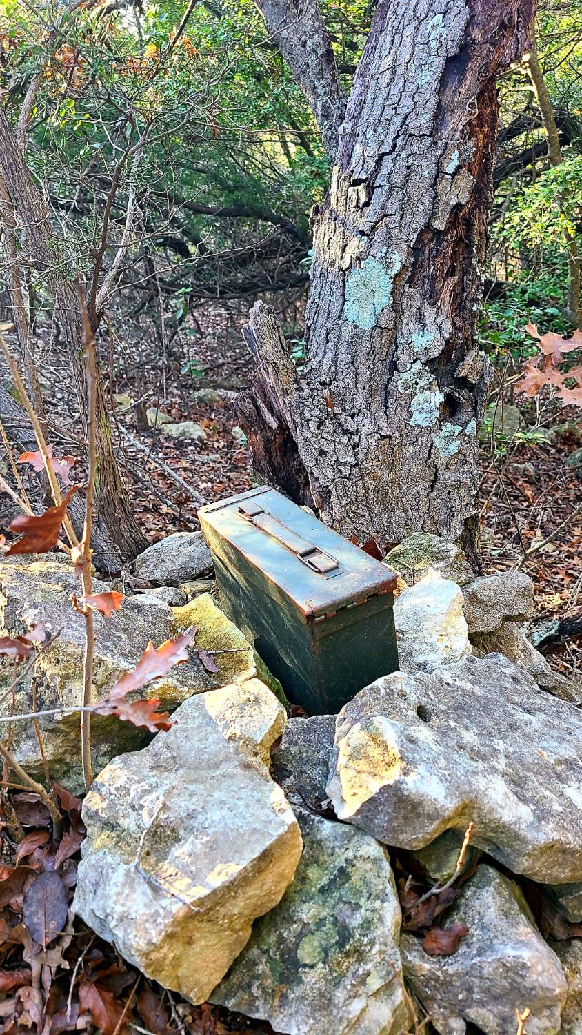 Solve Geocache Puzzle 3 jigsaw puzzle online with 350 pieces