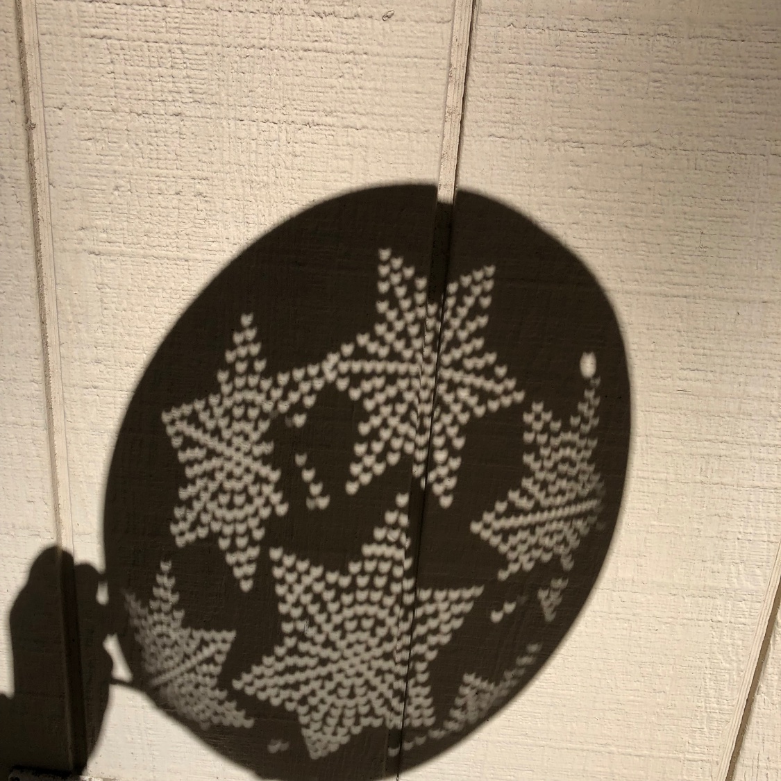 Solve Solar eclipse through colander April 8, 2024 jigsaw puzzle online